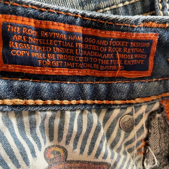 ROCK REVIVAL JEANS - Vintage. Straight leg / low rise. - Picture 7 of 9